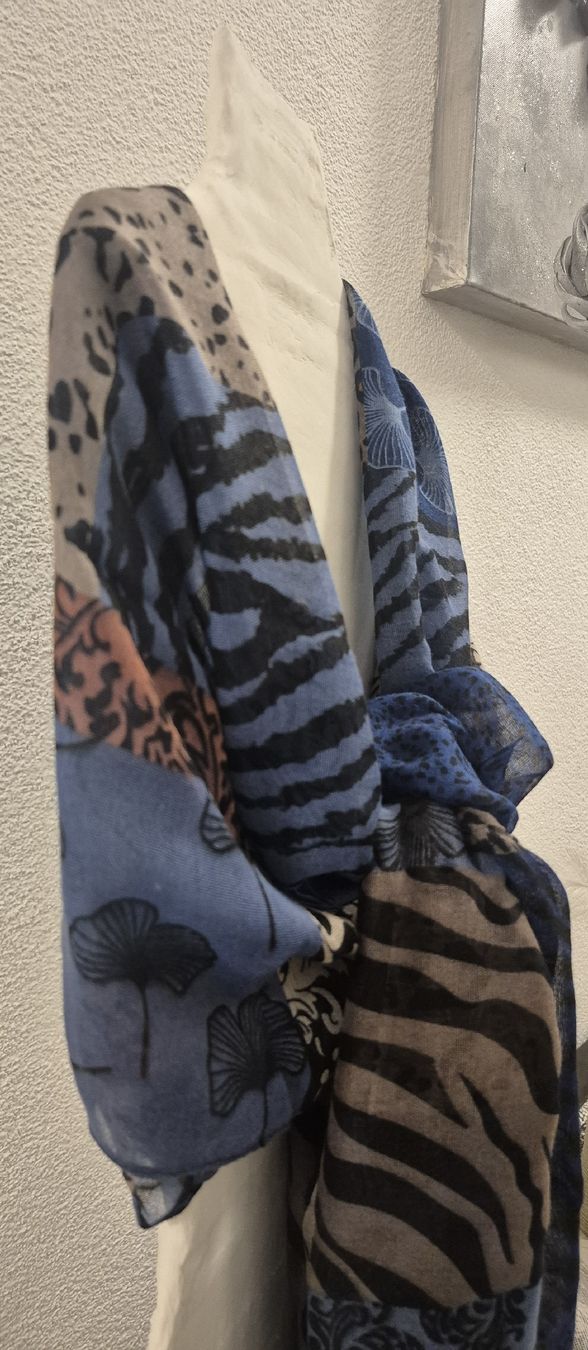 Foulards & écharpes: Foulard/Sciarpa patchwork donna blu leopardata zebra florea – Neuf (Voir description) à Giubiasco par Stefaniav 4