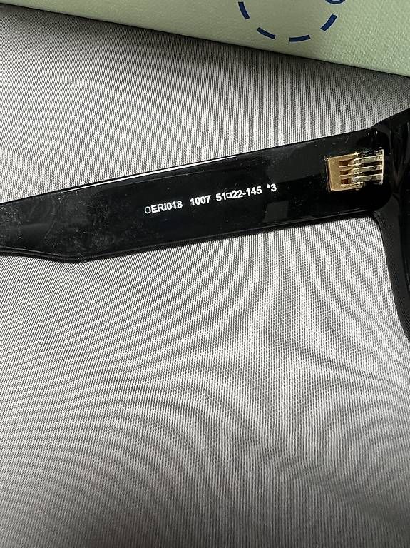 Off-White Occhiali & Lenti: Off-white Sonnenbrille – Nuovo (secondo la descrizione) da Spreitenbach venduto da R-8957 1