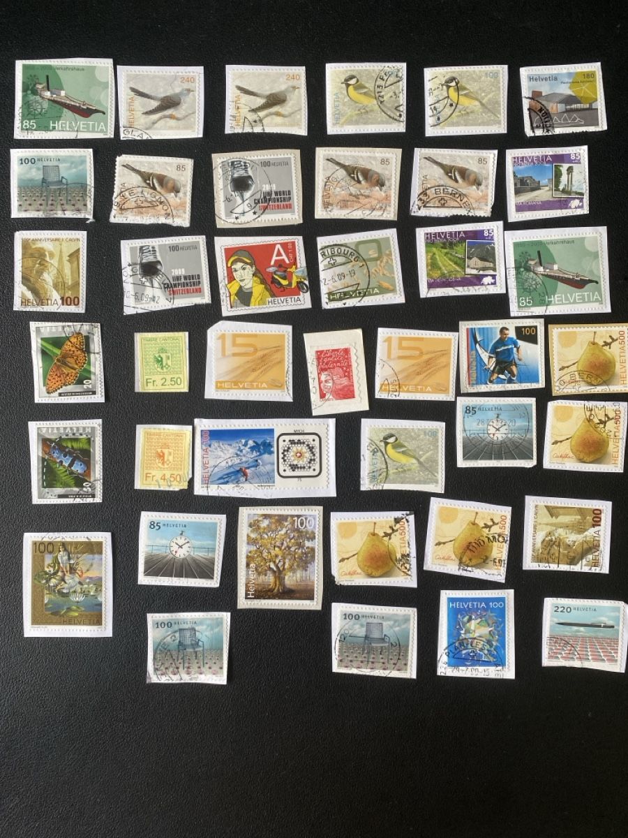 Tutti i francobolli: diverse Briefmarken, gestempelt – Usato da Rubigen venduto da Mukuru