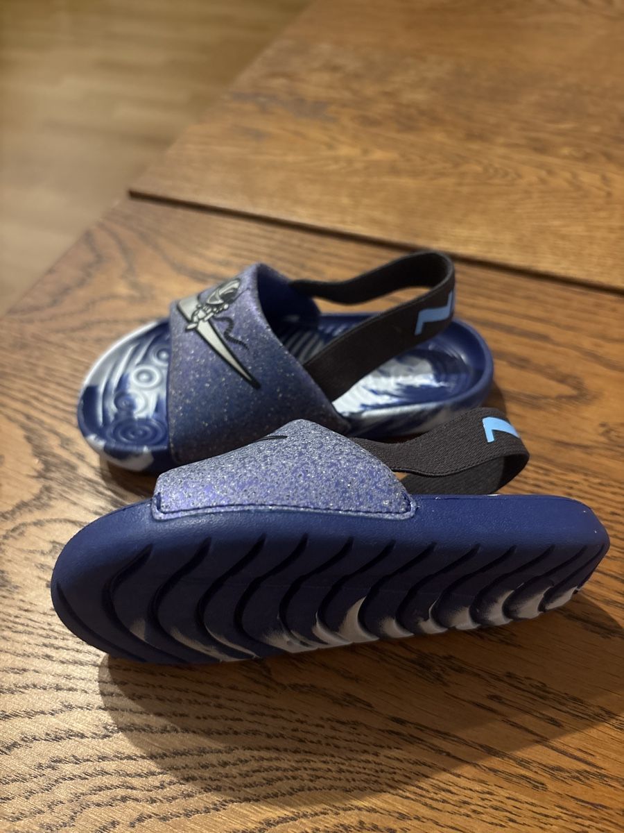 Scarpe per ragazzi: Nike Kinder Badeschuhe – Usato da Untervaz venduto da Efri33 1