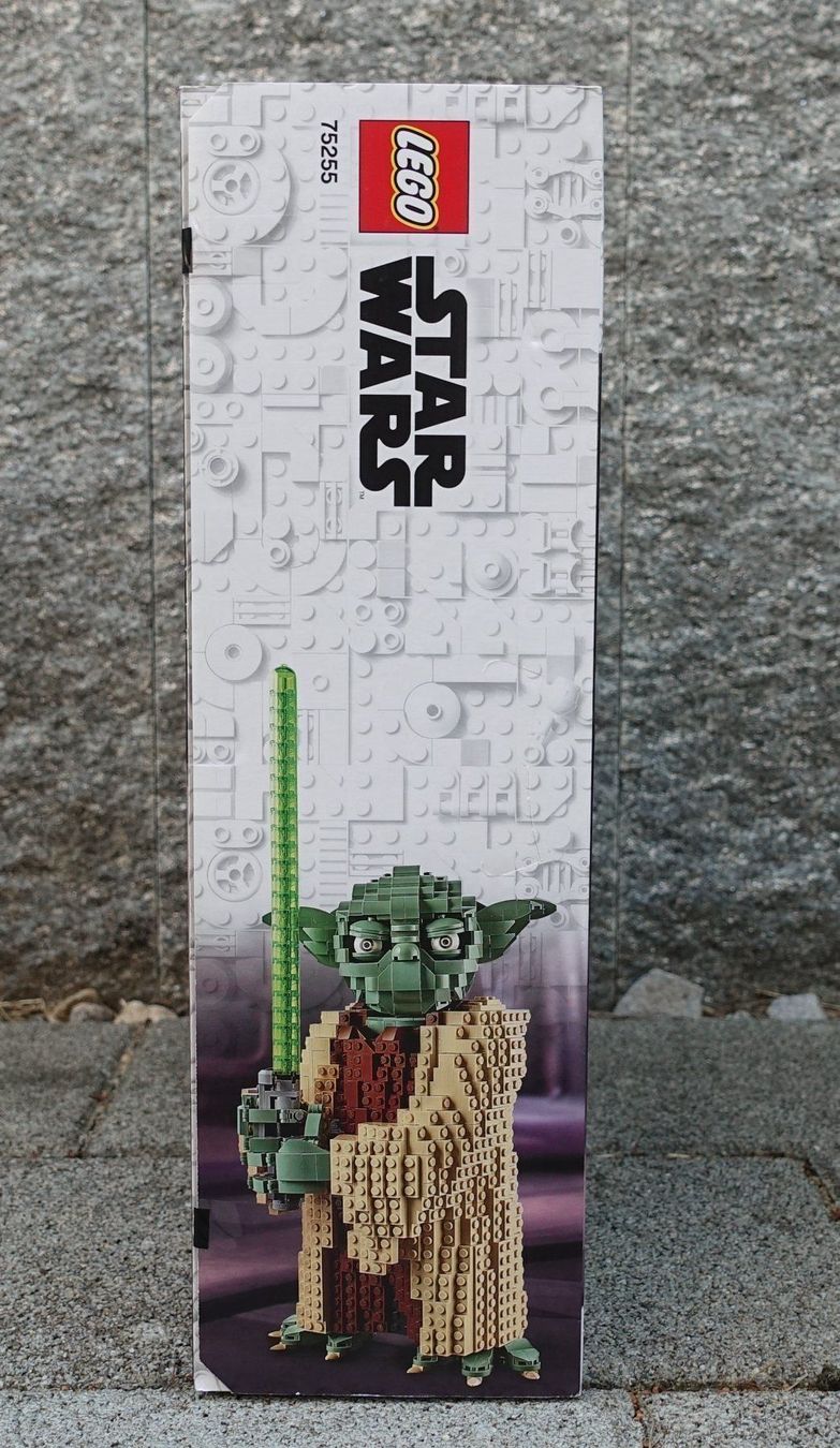 Lego Spielzeuge: LEGO 75255 YODA – Neu und originalverpackt aus Muttenz von Bricktus 2