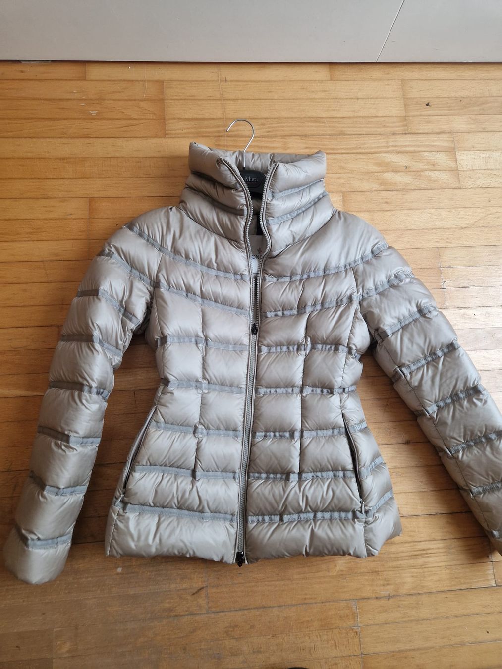 Moncler Giacche: Moncler Anorak – Nuovo (secondo la descrizione) da Aarau venduto da Scugnizzo1983