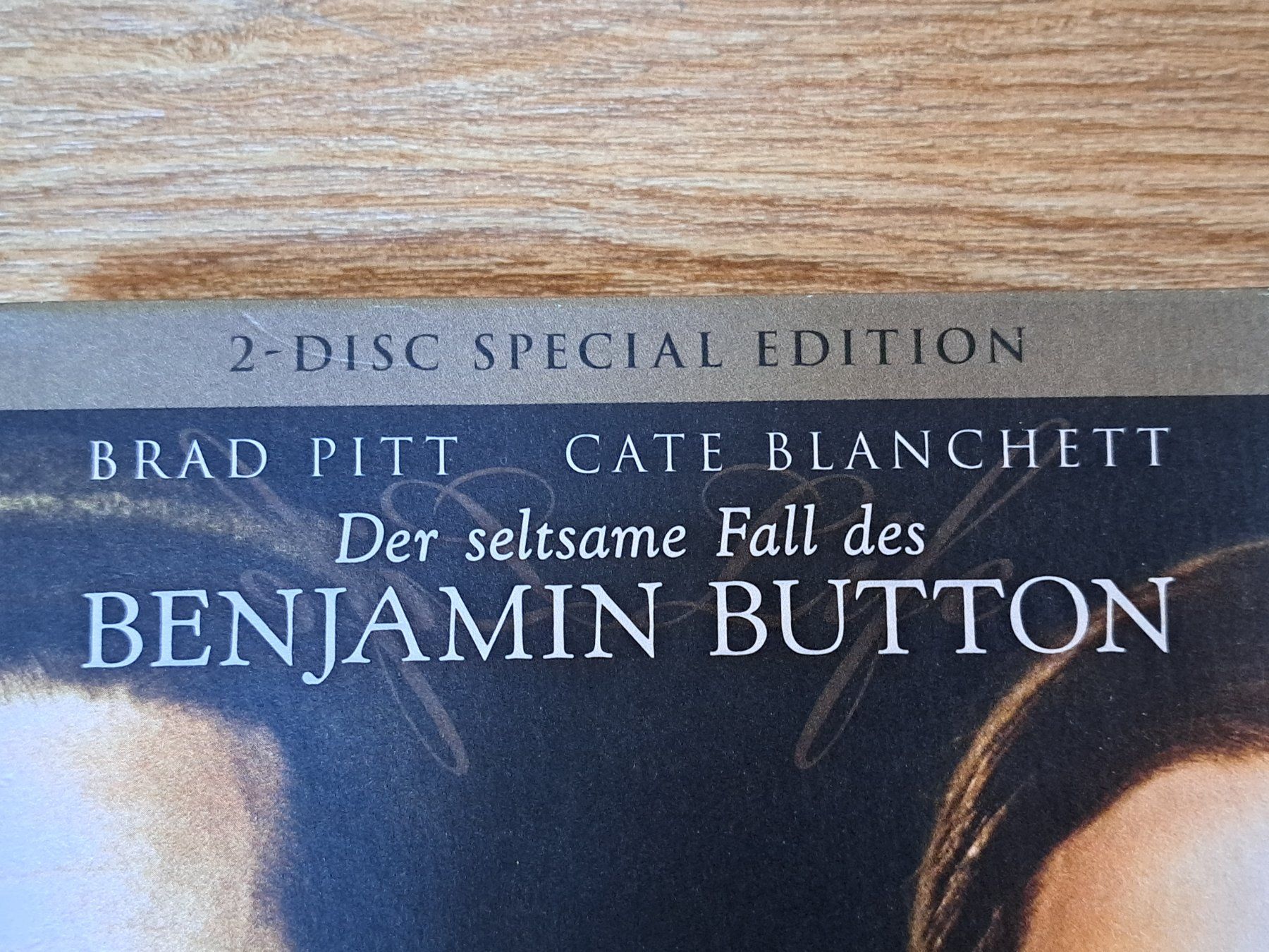 Alle DVDs: Der Seltsame Fall des Benjamin Button, Boxset 2 DVDs+Booklet – Gebraucht aus Unterseen von Kanica 1