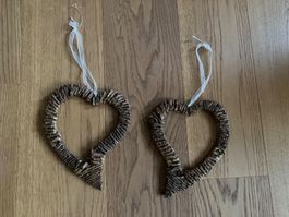 2 Herzen Dekoration
