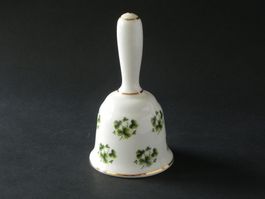 Porzellan Glocke mit Kleeblatt Motiv - Fine Bone China