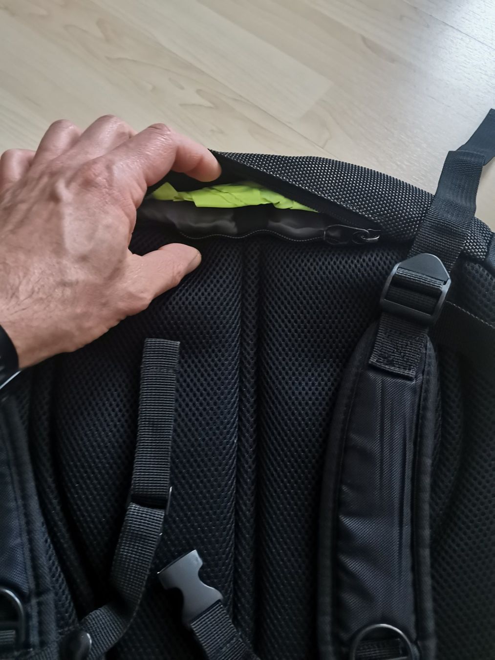 Targus Rucksäcke: Targus Rucksack mit Laptopfach – Gebraucht aus Bassersdorf von allergutenDinge 5