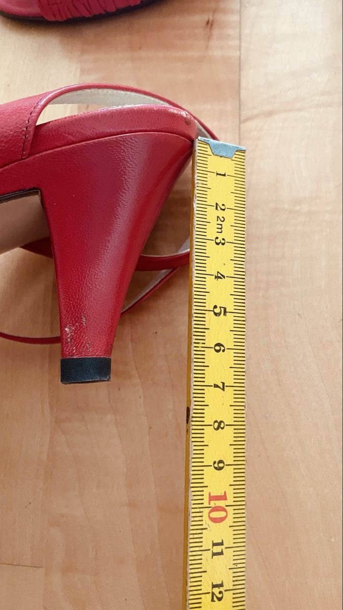 Scarpe da donna: Sandales vintage 35 – Usato da Liebefeld venduto da fuoco-e-fiamma 2