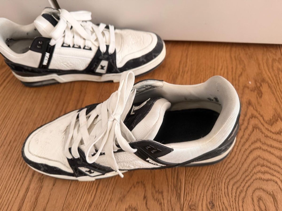 Louis Vuitton Scarpe da uomo: Baskets Louis Vuitton Trainer noir blanc taille 45.5 – Usato da Lausanne venduto da Mr0ssy 2