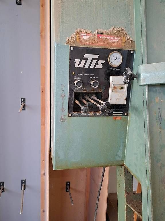 Tutte le macchine: Hydraulische Rahmenpresse, Leimständer. Utis. – Usato da Mönchaltorf venduto da Casolin 1