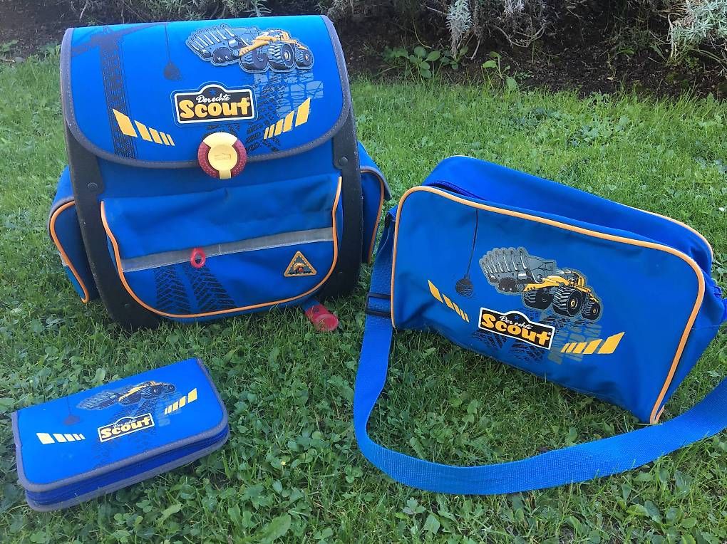 Kindertaschen: Schulthek Schulranzen Marke SCOUT Modell Bagger – Gebraucht aus Zürich von timsinde