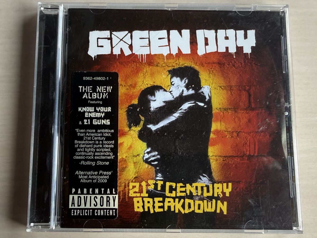CD: Green Day 21st Century Breakdown CD  – Usato da Oberried Brienz venduto da Chyara