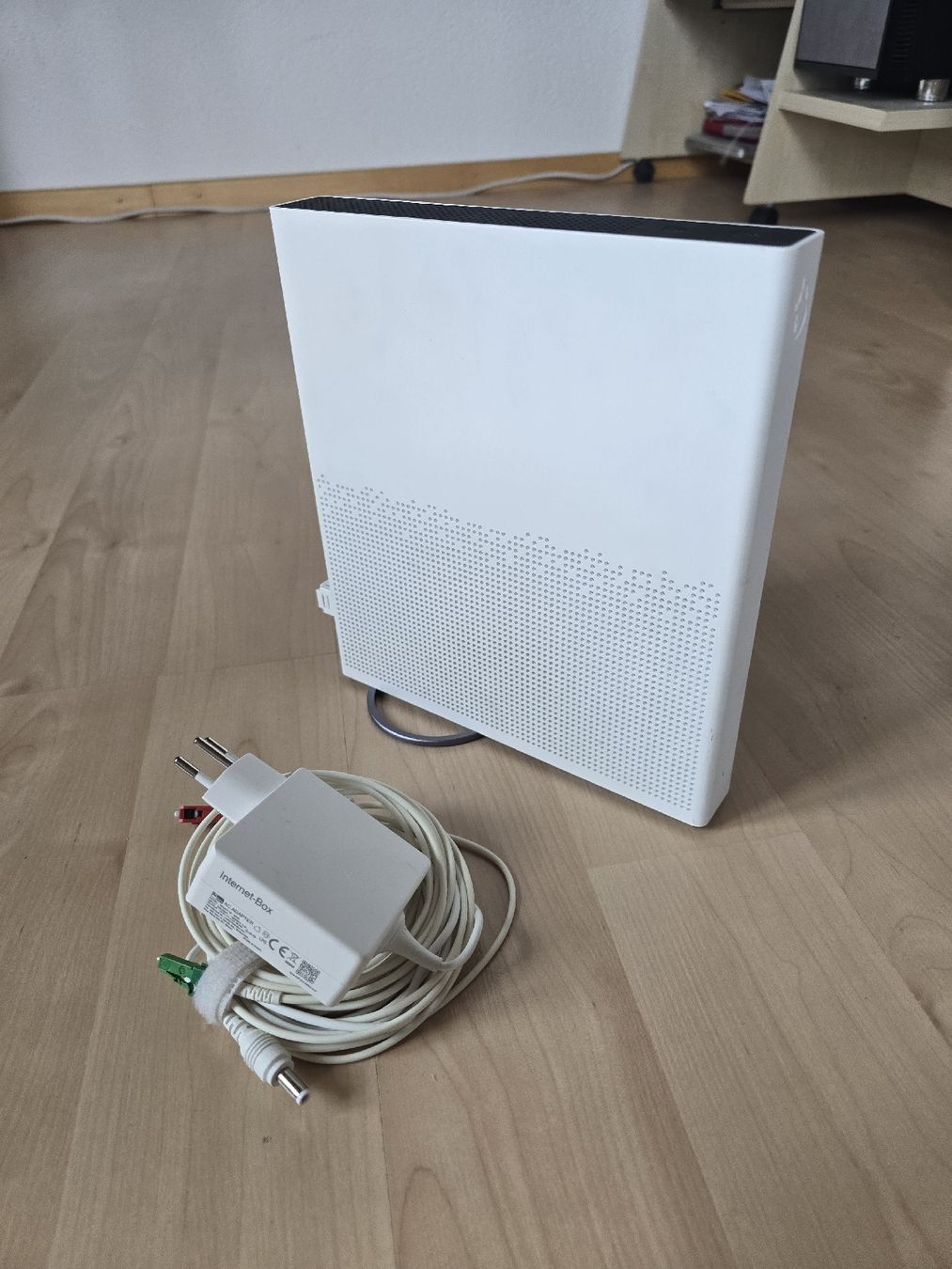 Swisscom Internet Box 3 inkl. Glasfaserkabel und Ladegerät (Gebraucht ...