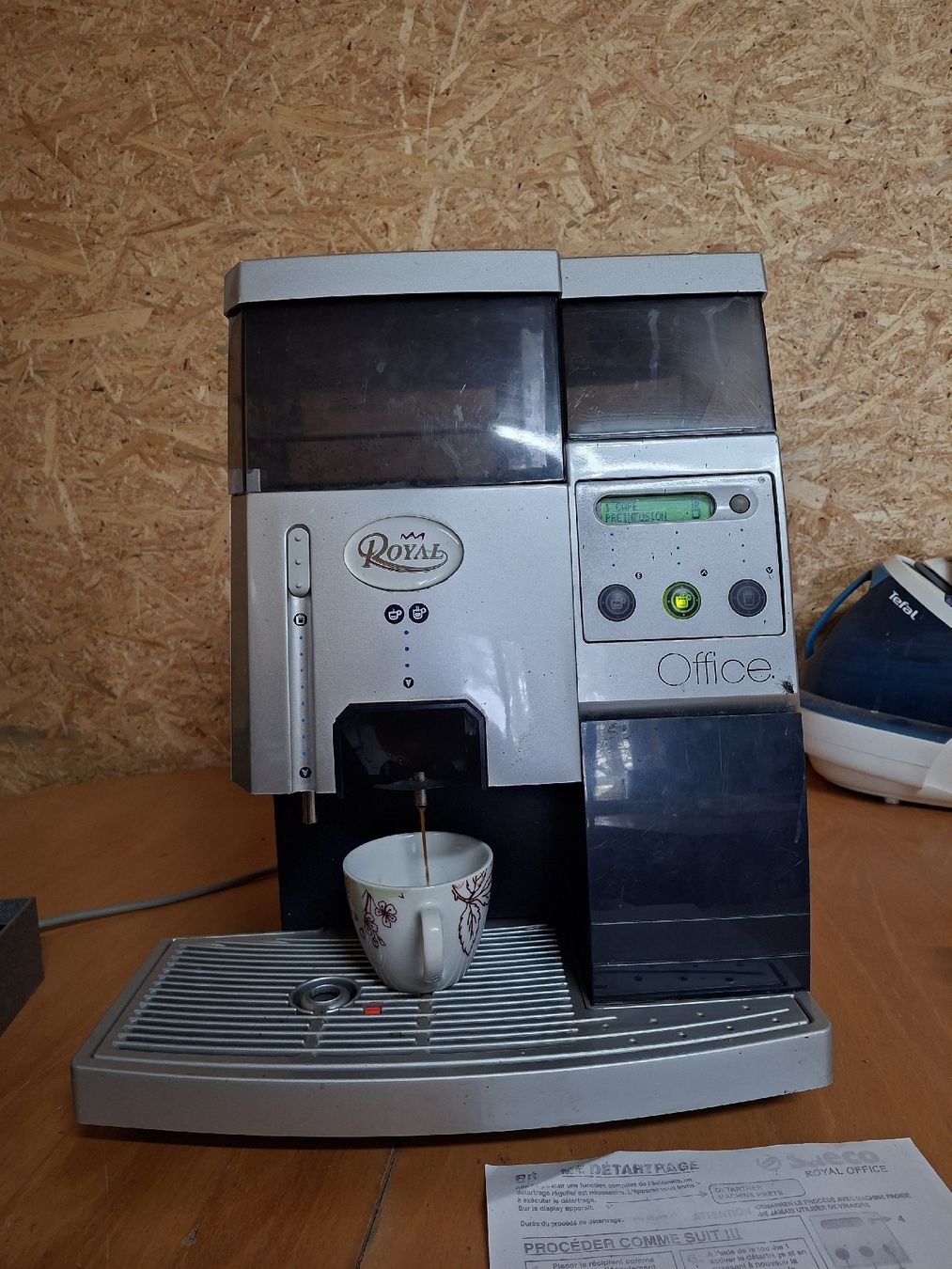 Saeco Macchine per caffè & Macchine per espresso: Machine à café Saeco Royal Office  – Difettoso da Matran venduto da Liptec750