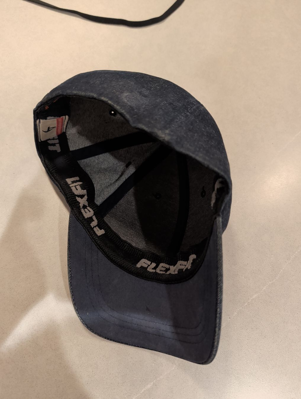 Flexfit Copricapi, berretti & cappellini: Baseball Cap Flexfit M-XL Denim Custom – Usato da Unterengstringen venduto da MrBruno81 5