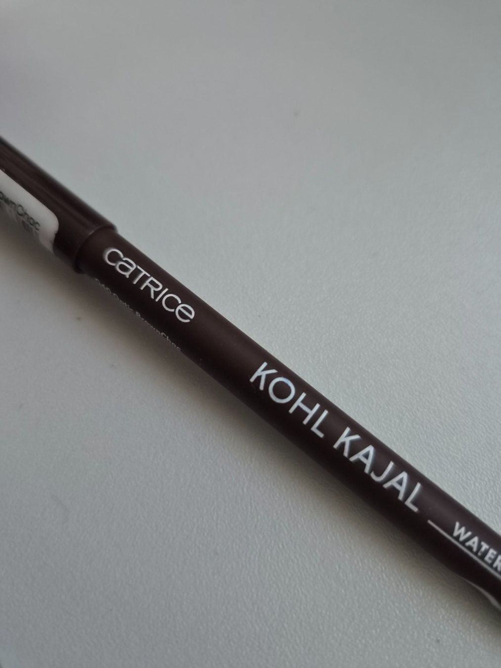 Catrice Make-up: Catrice Kohl Kajal 040 Optic BrownChoc – Nuovo e nell'imballaggio originale da Niederrohrdorf venduto da Miripfiri 1