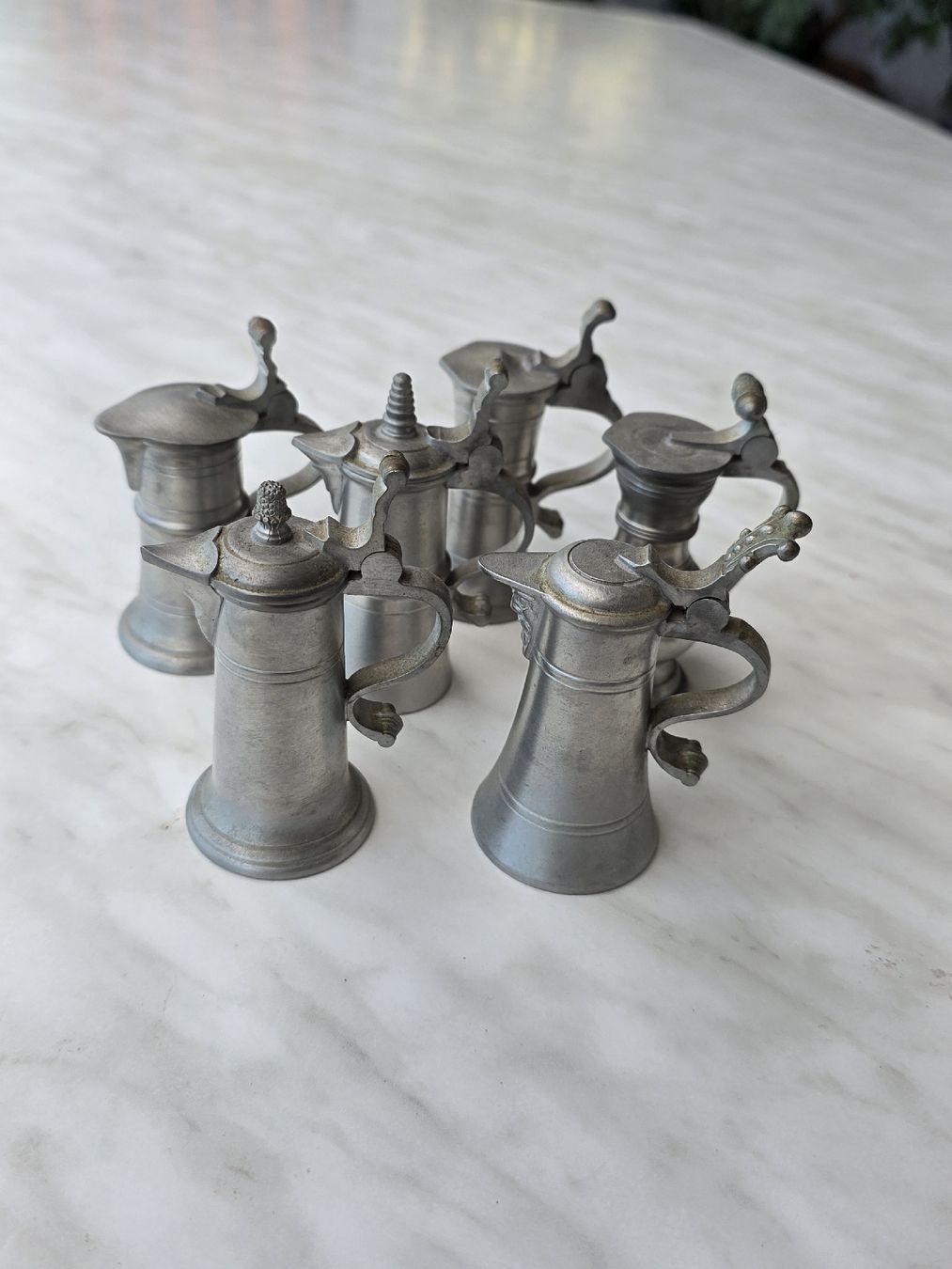 Tutte le decorazioni: Vintage Pewter Tankards Set - 6 pcs  – Nuovo (secondo la descrizione) da Hinwil venduto da Ehretstock8 1