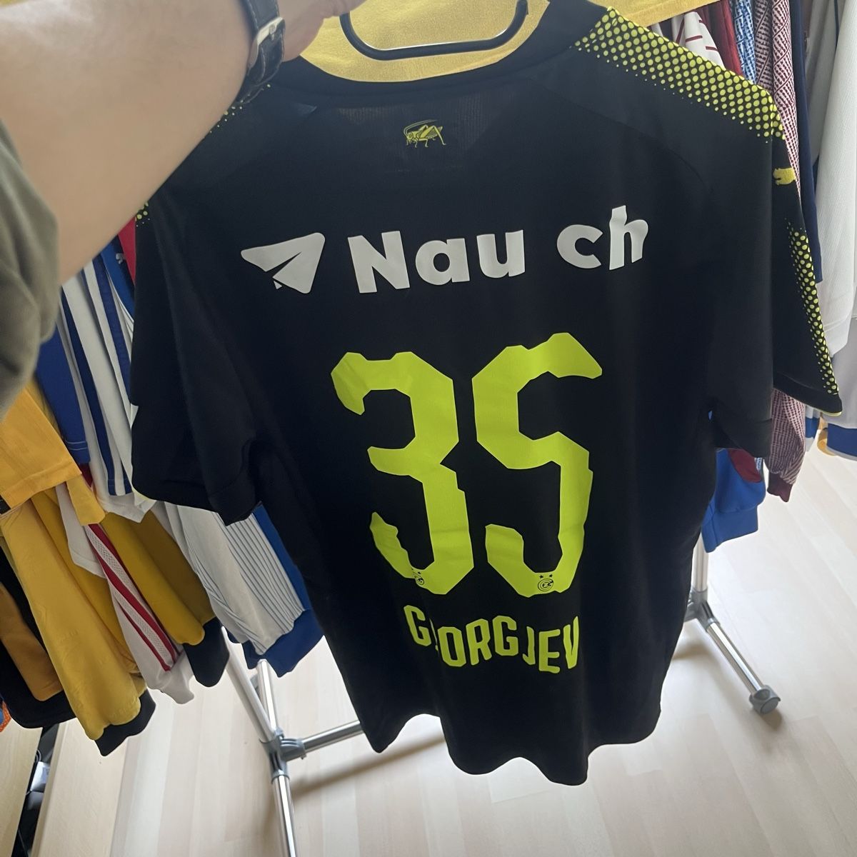 Puma Canottiere & Pantaloni: Matchworn Trikot Grasshoppers Puma Gjorgjev – Usato da Winterthur venduto da LaBodega 1