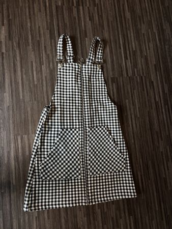 Karriertes Latzkleid Gr. XS