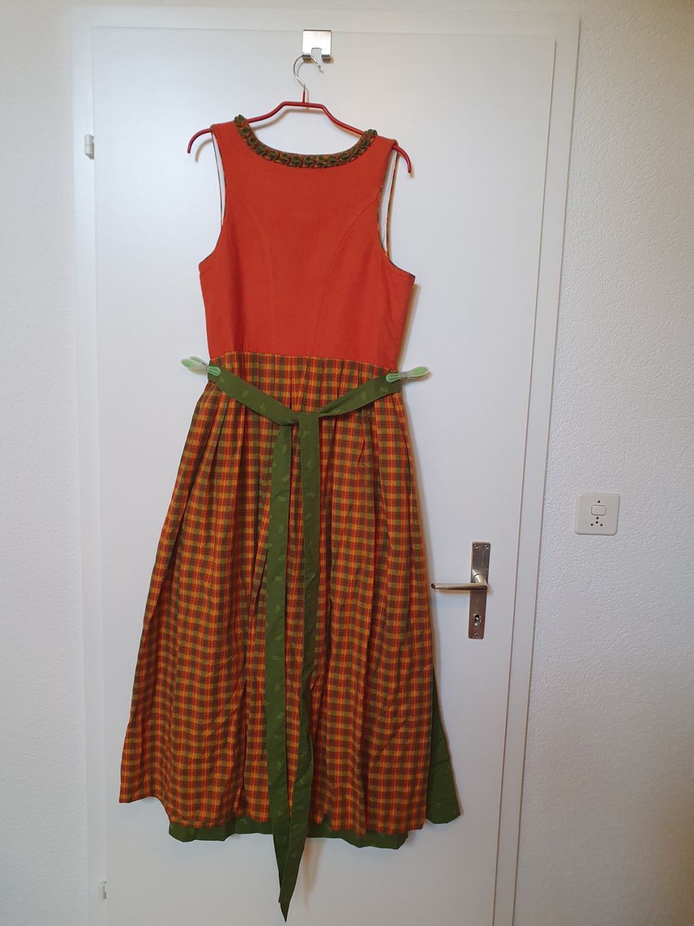 Vestiti: Dirndl - Trachtenkleid - Gr. 40 – Usato da Steffisburg venduto da C.Kreuzer 5