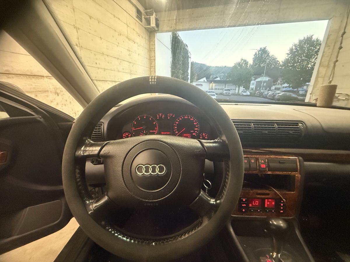 Audi Autos: Audi A4B5 2.4L ab 1sfr. – Defekt aus Gontenschwil von Ilic_a.98 6