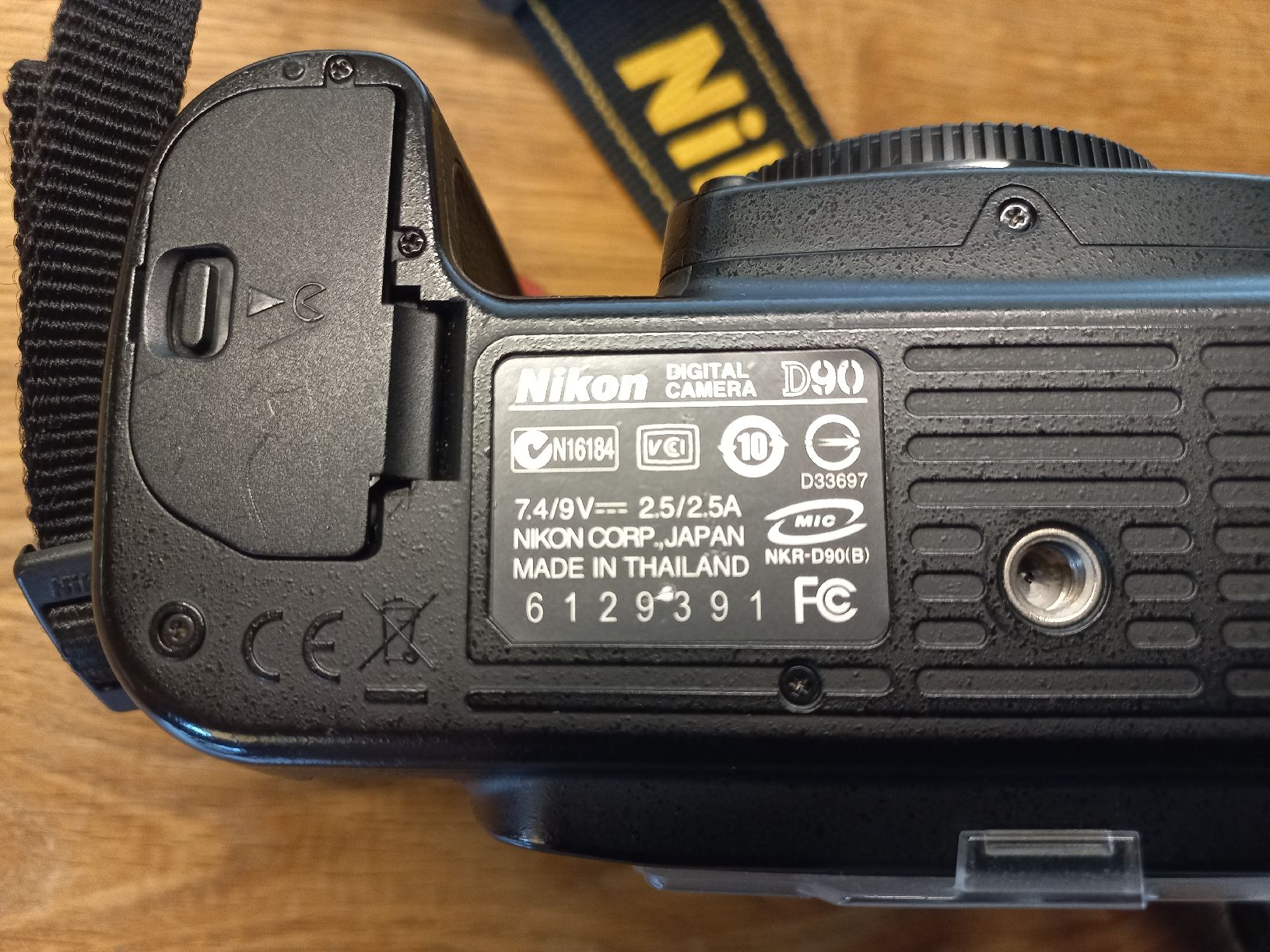 Nikon Kamera: Nikon D90 ohne Objektiv – Gebraucht aus Frutigen von samuele80 2