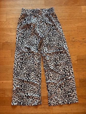 schöne leichte Sommerhose Gr. 158/164,Neu