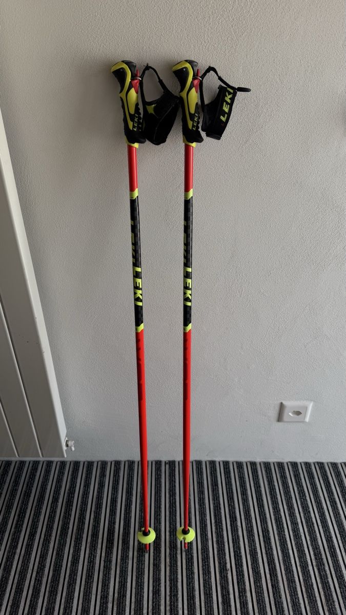 Leki Bastoncini da sci: LEKI Skistöcke 120cm – Usato da Davos Dorf venduto da Tafaas_NS