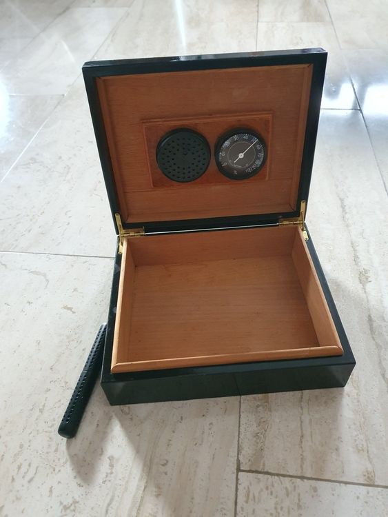Humidor für Zigarren Kaufen auf Ricardo