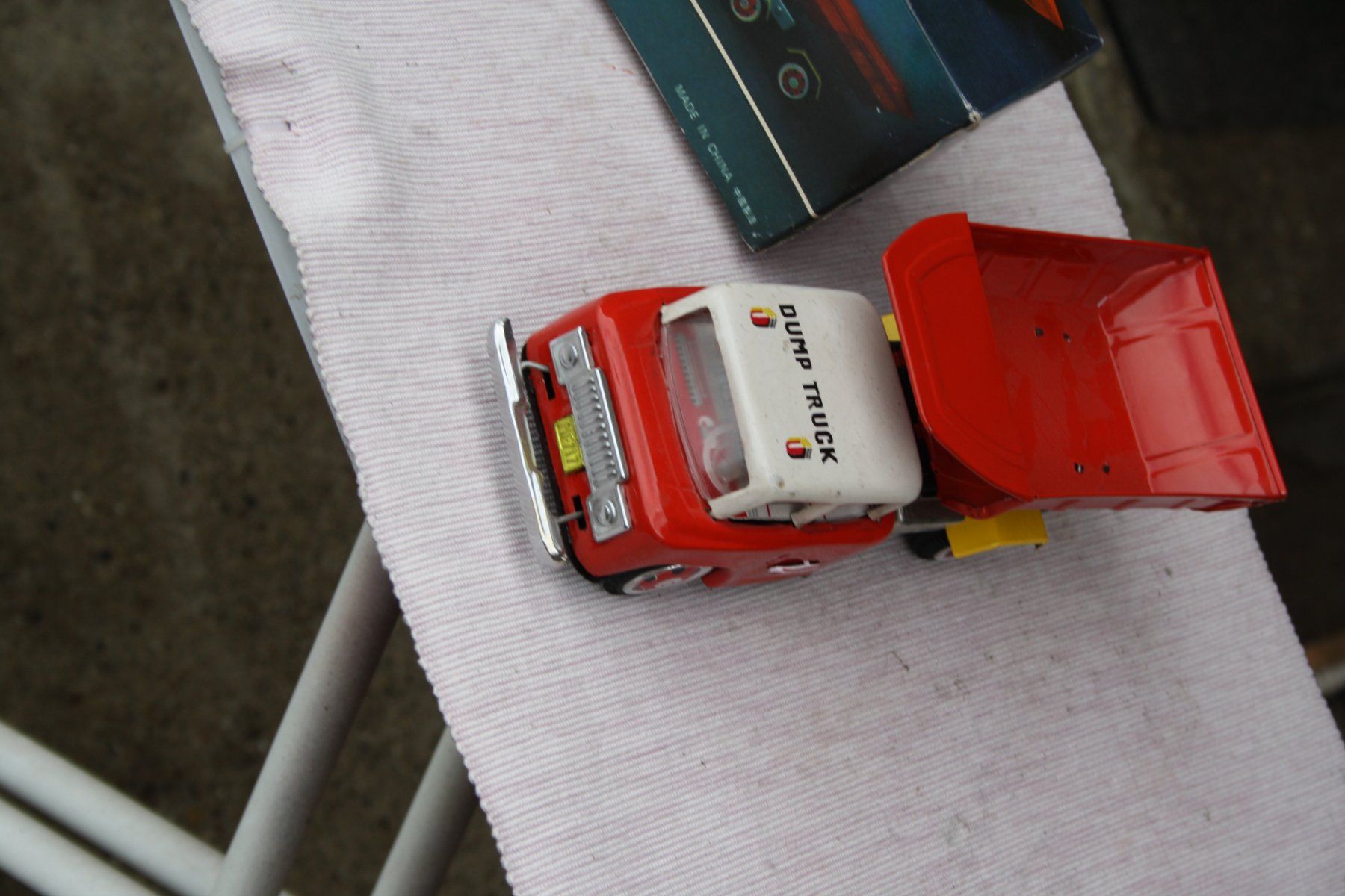 Spielzeuge: BLECH AUTO LKW KIPPER – Gebraucht aus Wauwil von Pneuedy 4