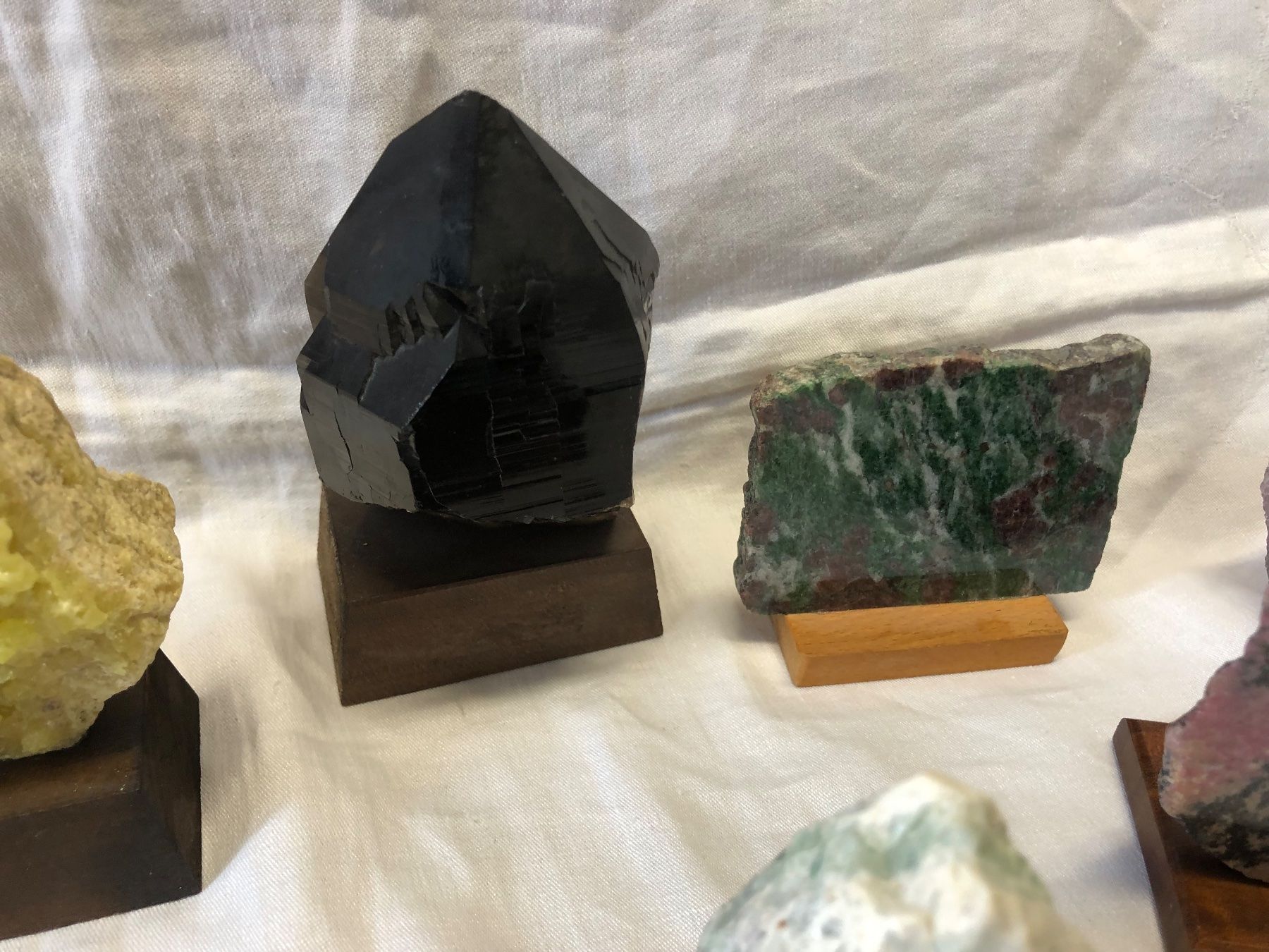 Minerali & Pietre curative: Diverse Edelsteine / Berg-Kristalle – Usato da Brunnen venduto da Allerwaren 4