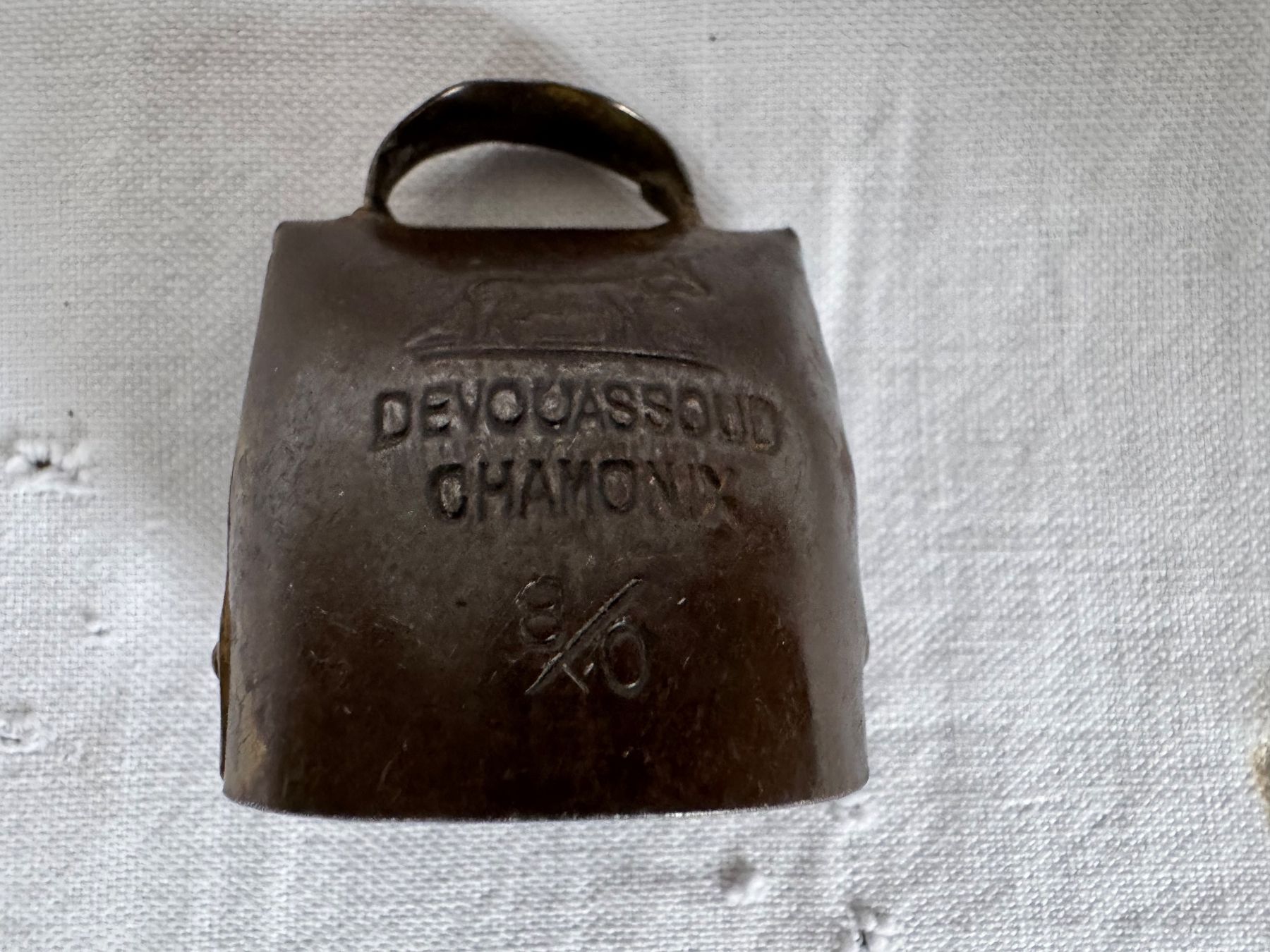 Chamonix Campanacci mucche: Cloche Devouassoud Chamonix Kuhtreichel – Usato da GRAND - LANCY venduto da petitpain67