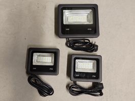 Lot de 3 Projecteurs LED RGBW IP66