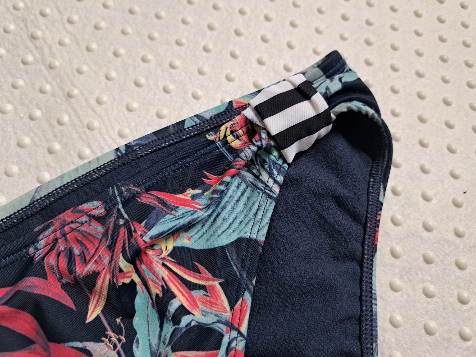 Roxy Costumi da bagno & Bikini: Neu! Badeslip ROXY Gr. L – Nuovo e nell'imballaggio originale da Gysenstein venduto da joshuas81 2