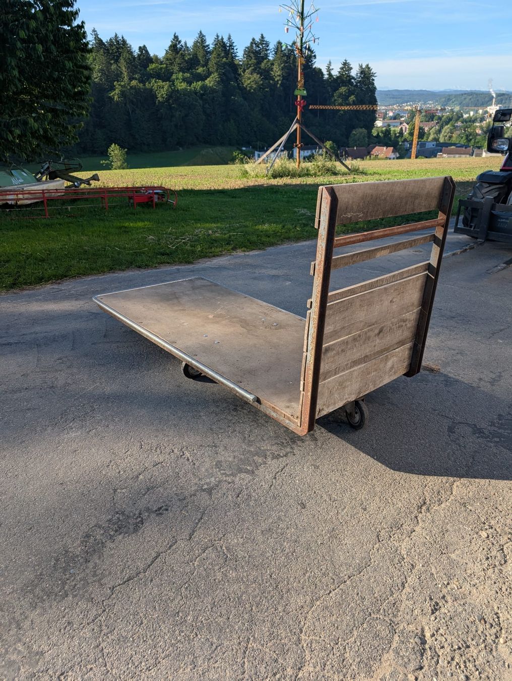 Tutti gli attrezzi: Rollwagen  – Usato da Oftringen venduto da Y.Luder
