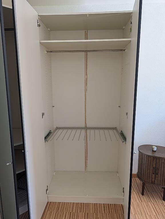 Armadi: Kleiderschrank Pfister  – Usato da Frauenfeld venduto da osa_rnj6 2