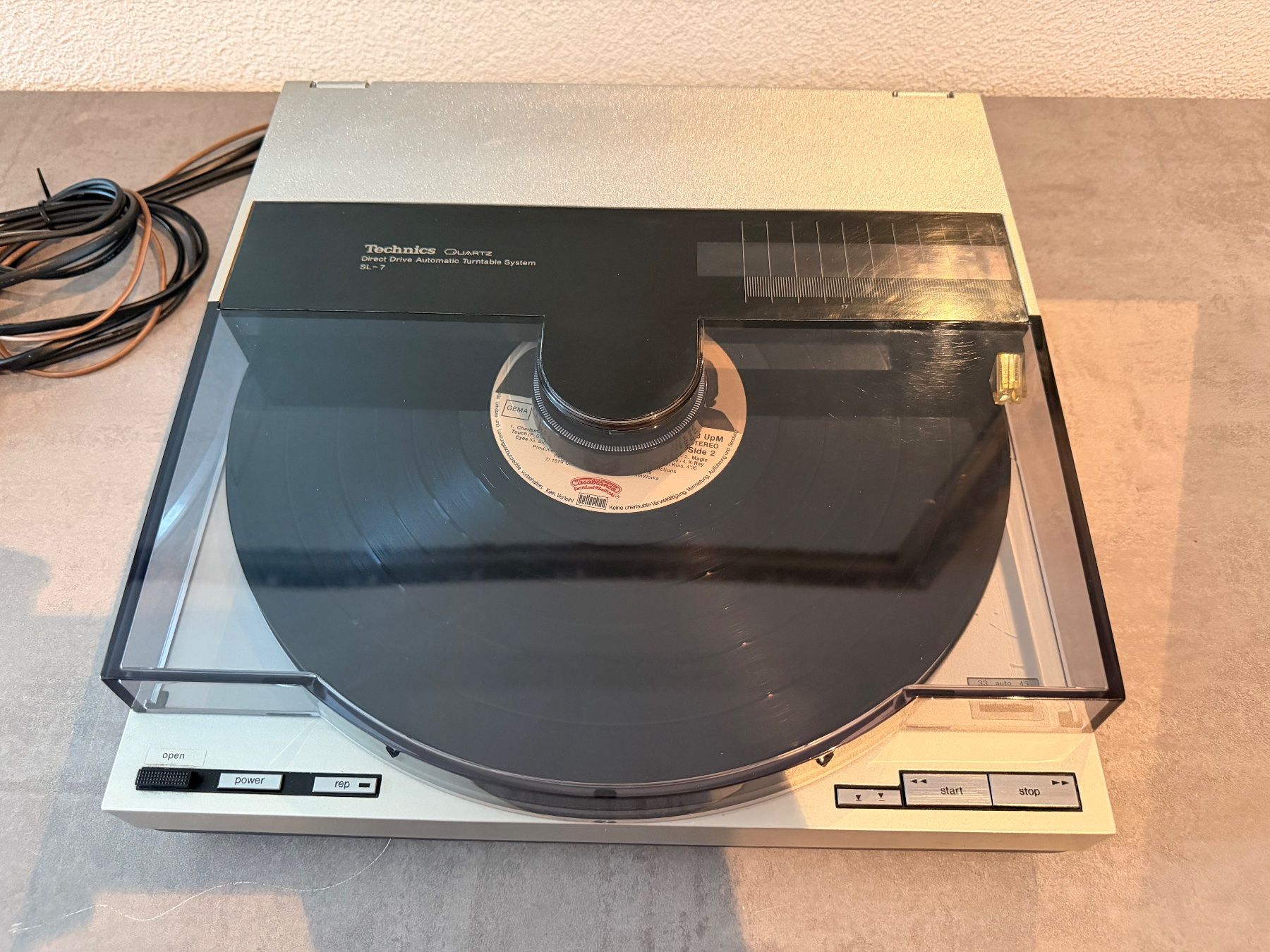 Technics Giradischi: Technics SL-7 Quartz Direct Drive Linear Tracking Plattenspi – Usato da Wil ZH venduto da rad_52ny