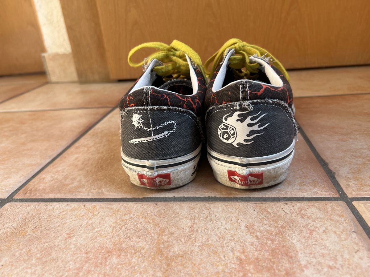 Vans Chaussures hommes: Vans Old Skool - Stranger Things – D'occasion à Balerna par Sulmo93. 1