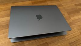 Mac Book Pro M1 (14“ Late 2021 - Apple M1 Pro - 2TB SSD)