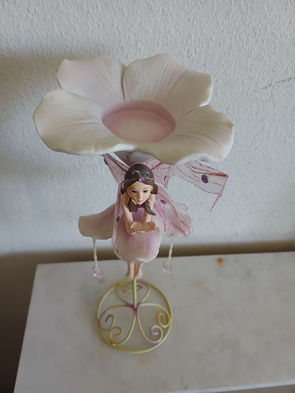 Toutes les décorations: Teelicht-Halter mit eine Fee- Elfenfigur Höhe 26 cm – D'occasion à Marly par rol_7mgj 6