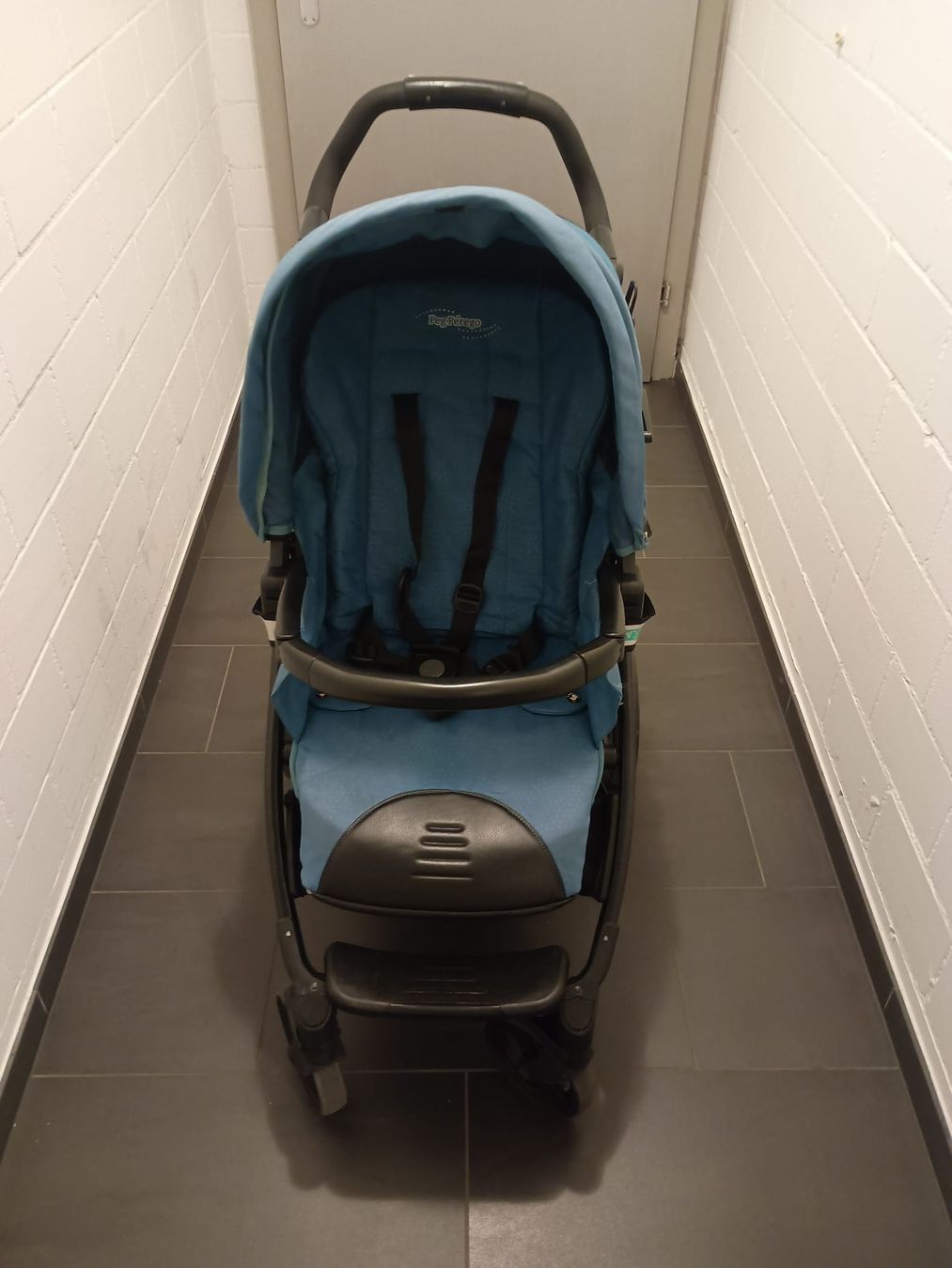 Peg Perego Carrozzine: Peg-Pèrégo Book Kinderwagen türkis – Usato da Horn venduto da Smirnov2 3