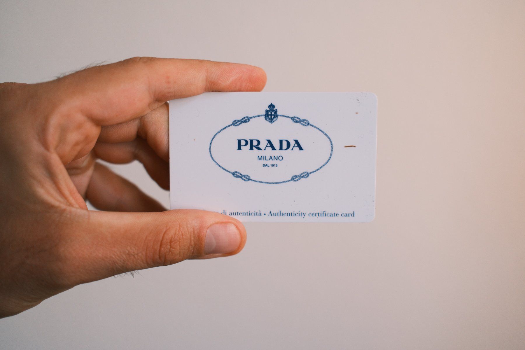 Prada Borse: Prada Handbag- Saffiano Pouch – Usato da Zürich venduto da and_vp7g 4