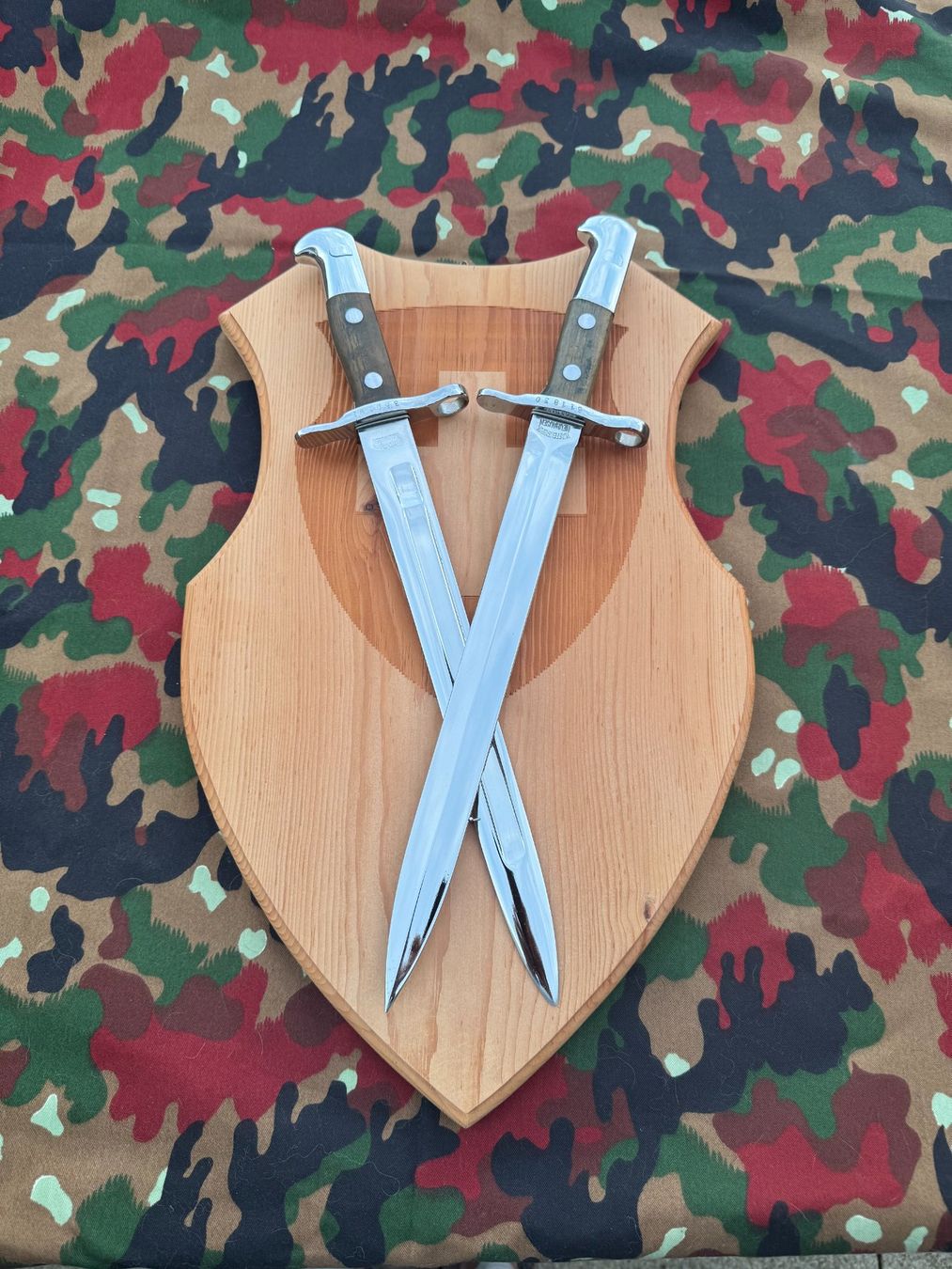 Schweizer Armee Armi bianche: Schild Dolchbajonette – Usato da Winterthur venduto da Winterthur05