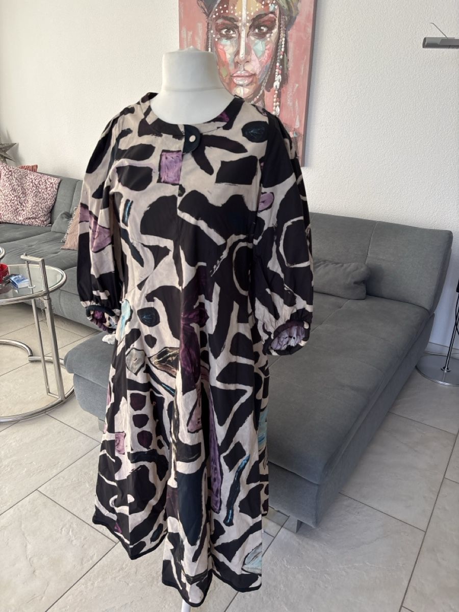 Max Mara Vestiti: Weekend Max Mara Kleid, Gr. 40, schwarz-weiss gemustert – Nuovo (secondo la descrizione) da Rothenburg venduto da Momo1302 2