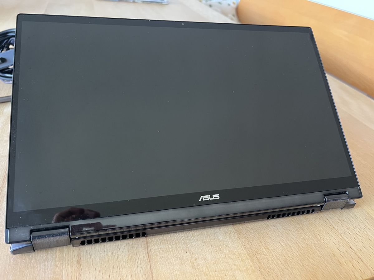 Asus Notebook: ASUS Zenbook UX563F Convertible mit 2. Display – Usato da Rickenbach ZH venduto da flavio.carnuccio 2