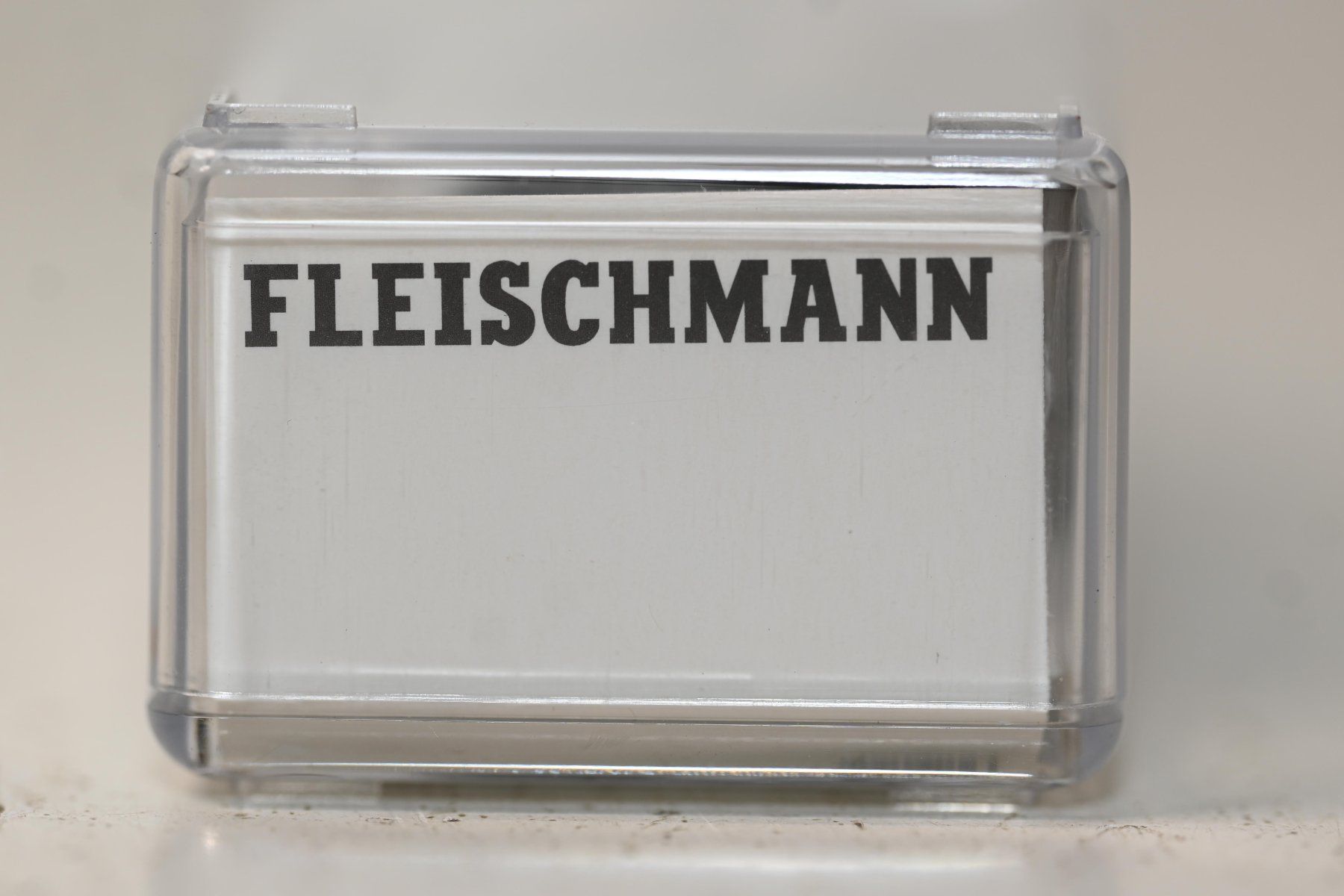 Fleischmann Modelleisenbahnen: Sersa Güterwagen Fleischmann Spur N mit OVP – Gebraucht aus Laupen ZH von Zmoewe 6