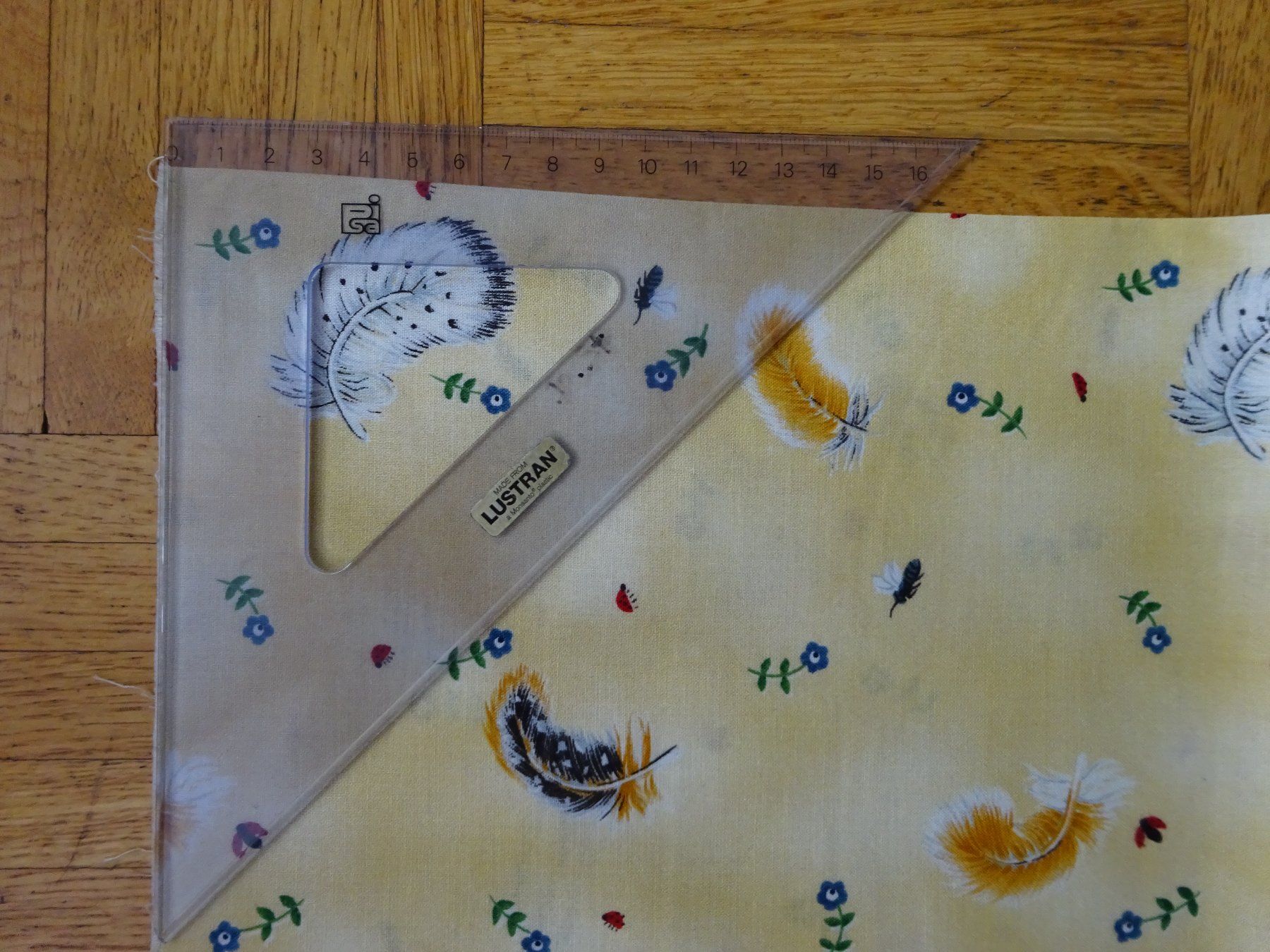 Tessuti: Baumwollstoff für Patchwork 90 x 110cm – Nuovo (secondo la descrizione) da Bern venduto da Hero2.0 2