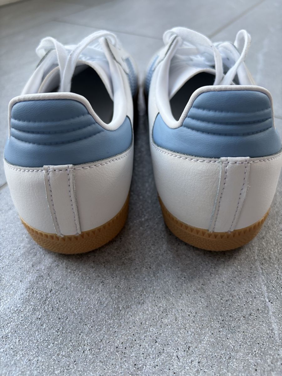 Herrenschuhe: Adidas Sneaker weiss blau SAMBA – Neu (gemäss Beschreibung) aus Eglisau von pebblebeach 2