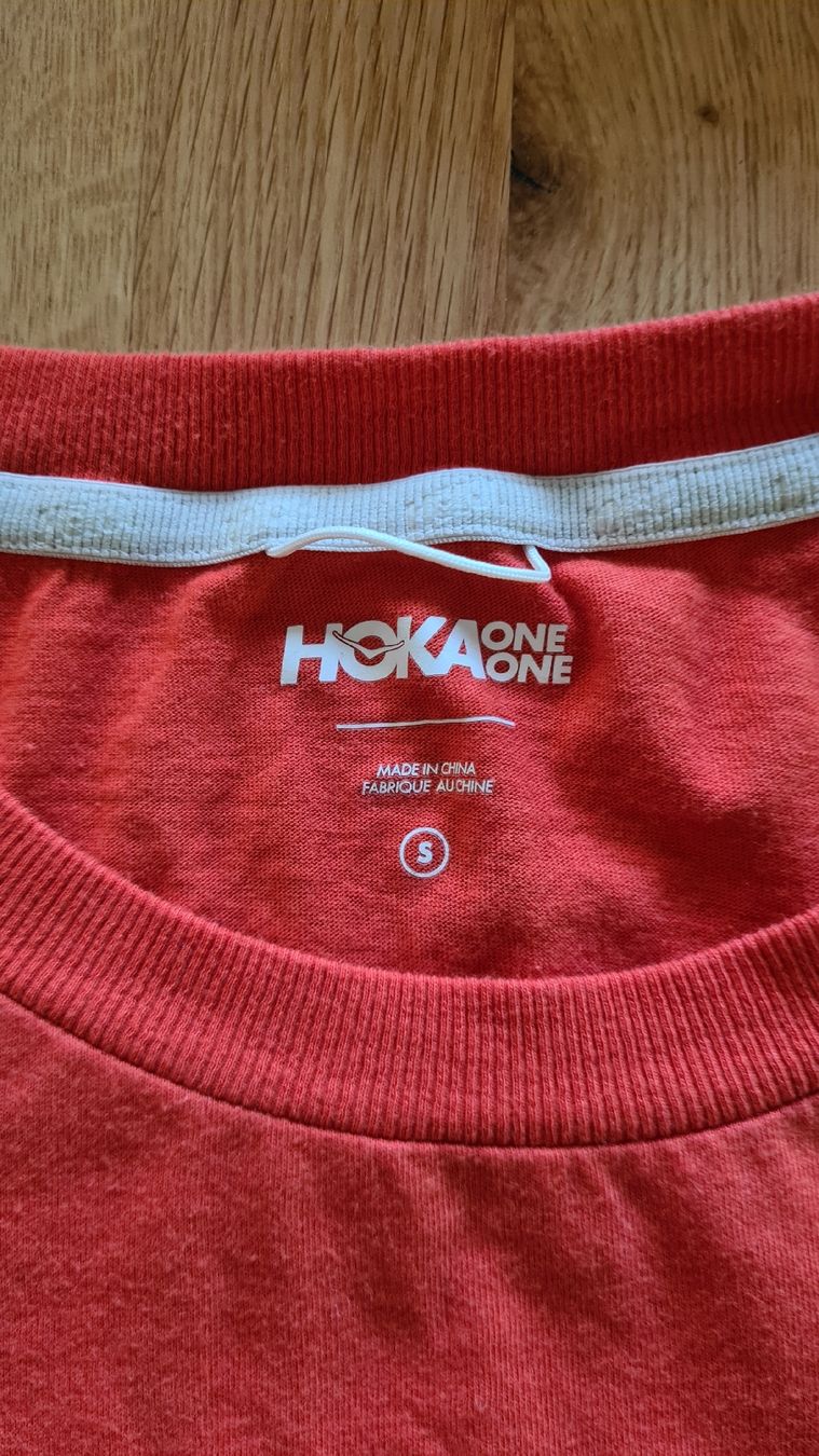 T-shirt: Tee-shirt en coton Hoka, taille S – Nuovo (secondo la descrizione) da Corbeyrier venduto da hel_t5mq 2