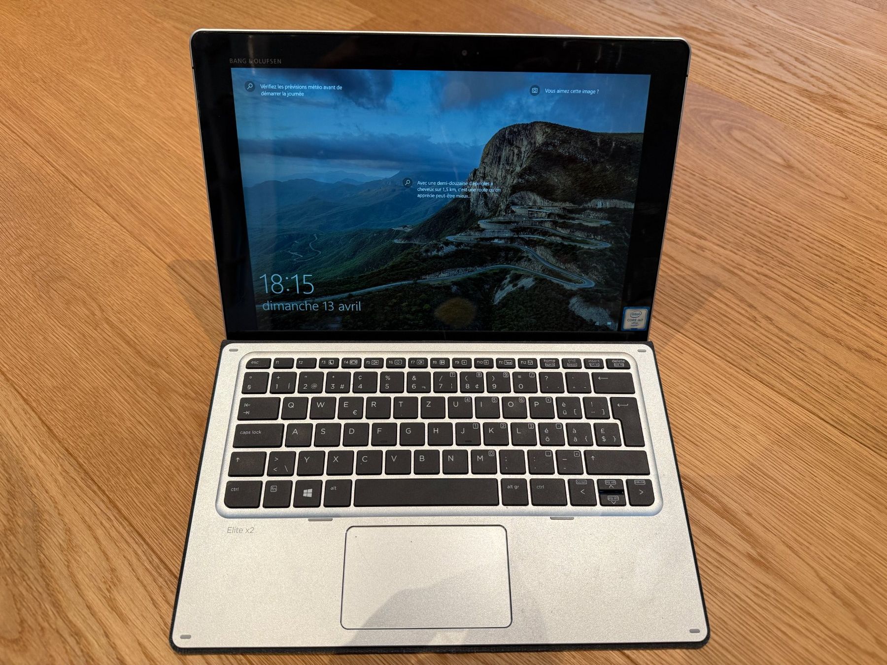 Hewlett Packard Tablet PC: HP Elite X2 G1 avec Windows 10 Pro – Usato da Founex venduto da MaevaMatahi 5