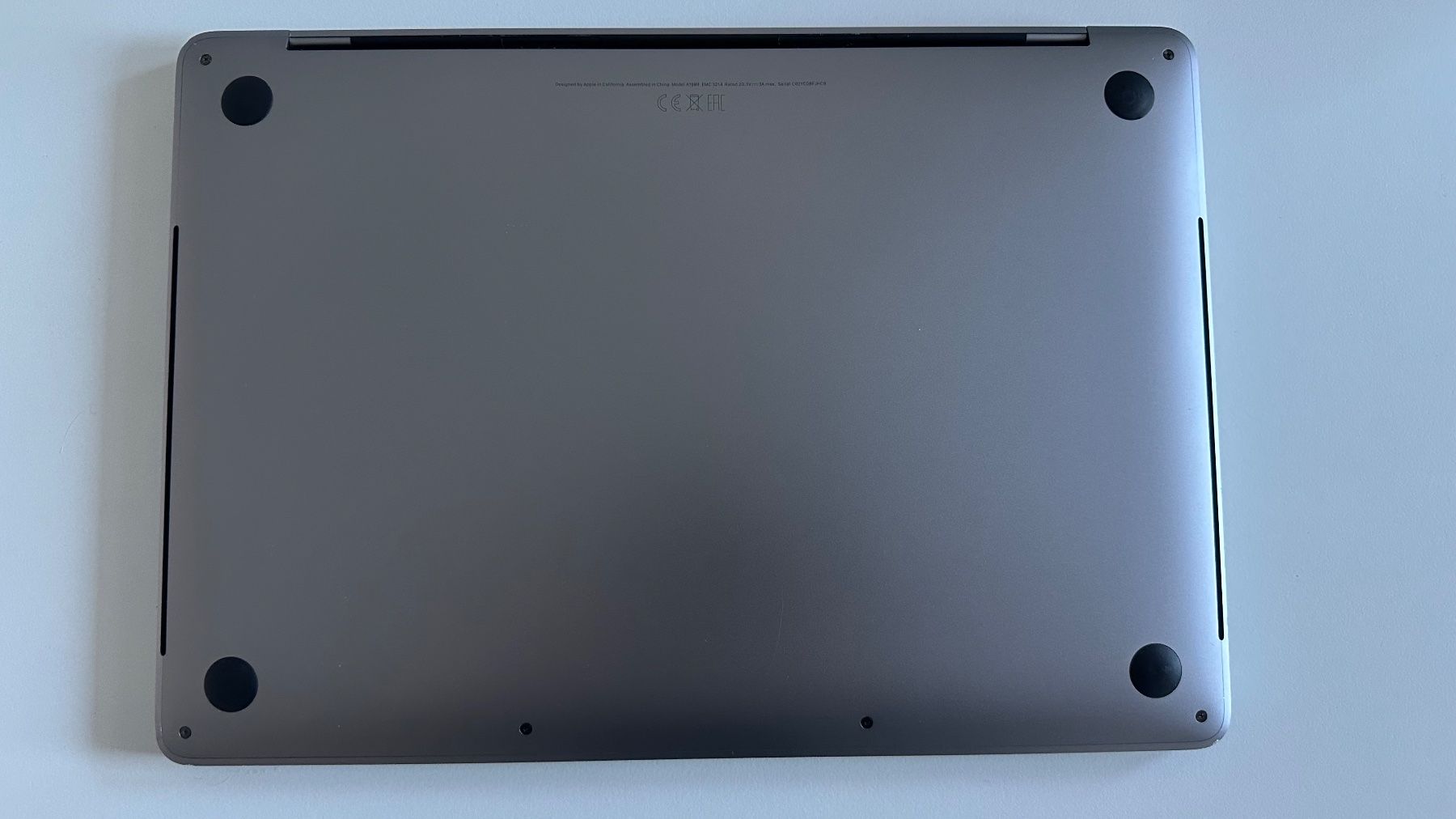 Apple Notebooks: MacBook Pro 13-inch Space Gray – Gebraucht aus Adliswil von  2